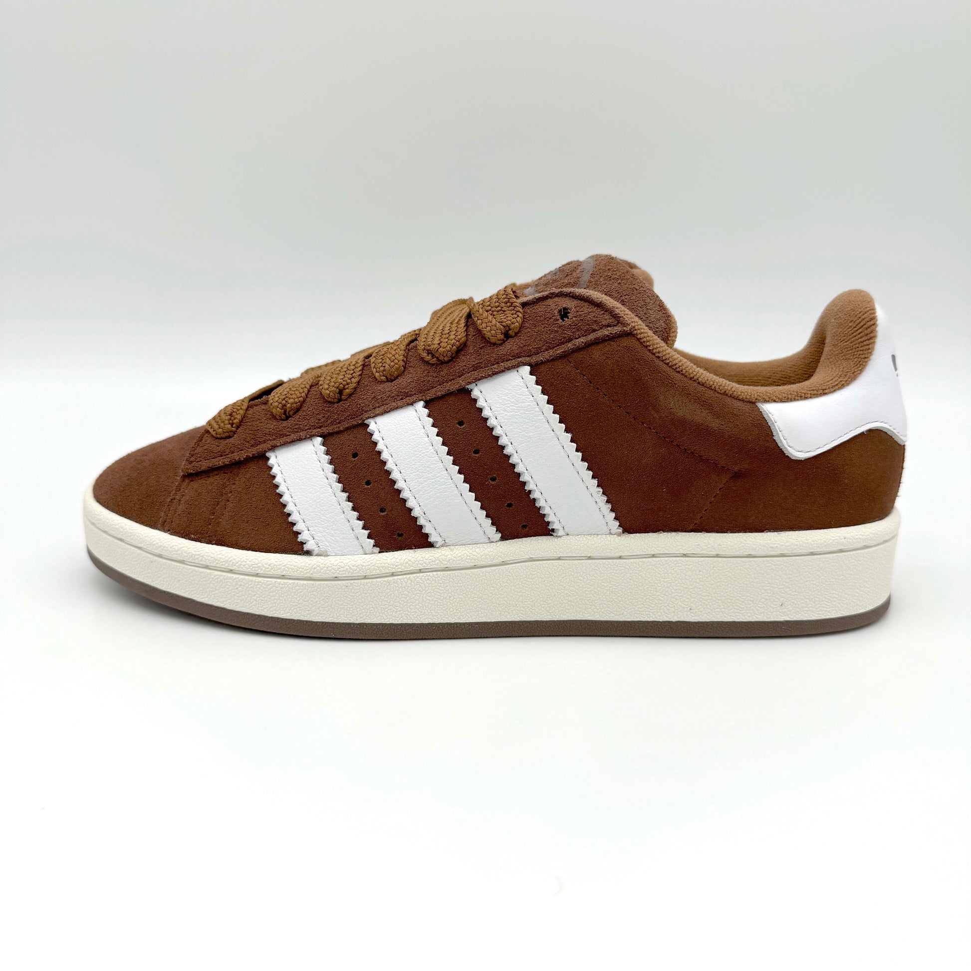 adidas Campus 00s Bark – Frontalansicht | MW Sneakergoods