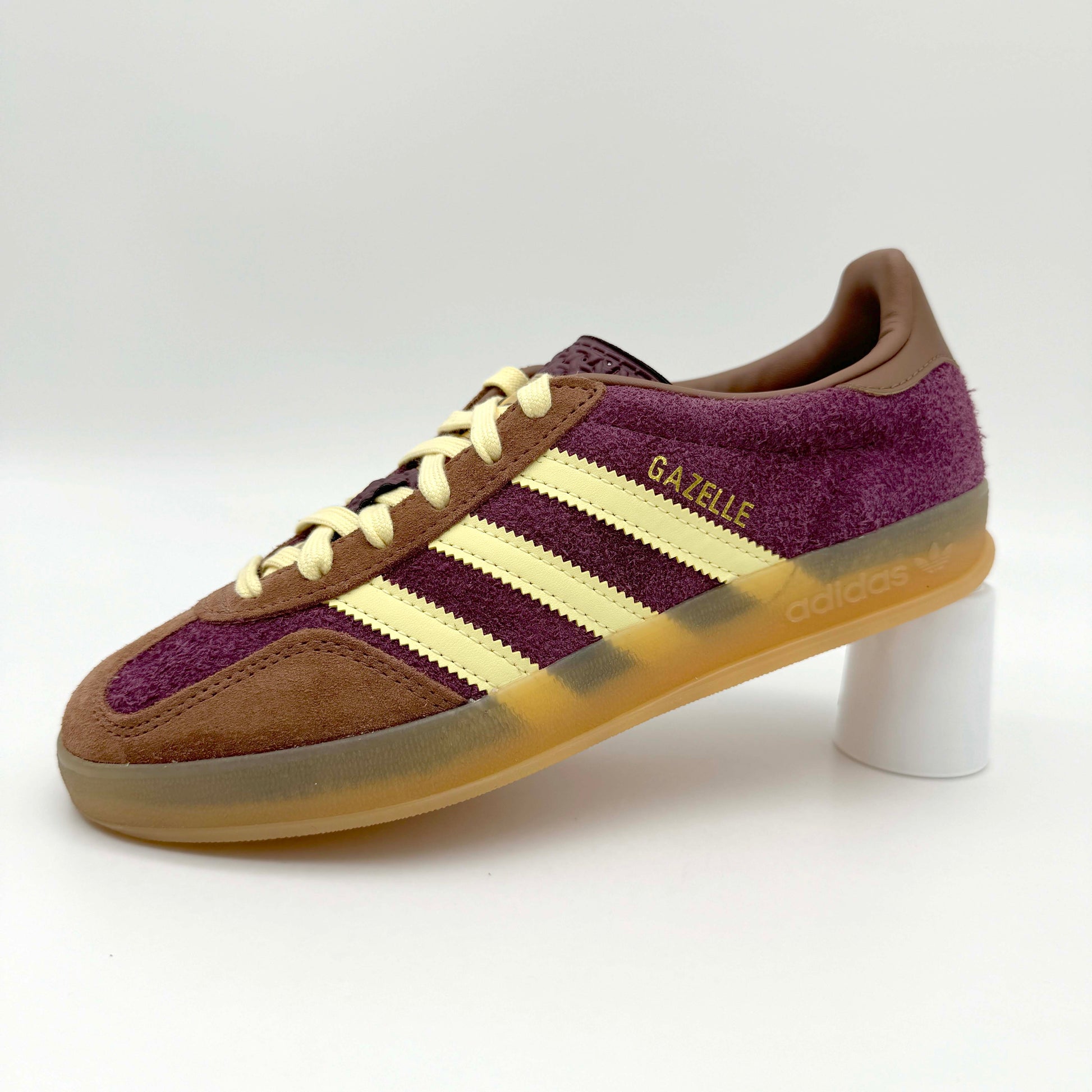 adidas Gazelle Indoor Maroon Almost Yellow – Detailansicht | MW Sneakergoods