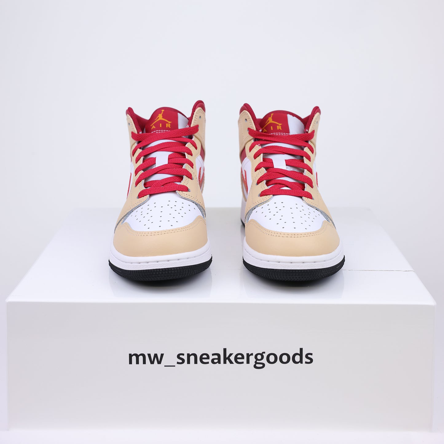 Jordan 1 Mid SE Particle Beige (Women's) – Ansicht 7 | MW Sneakergoods