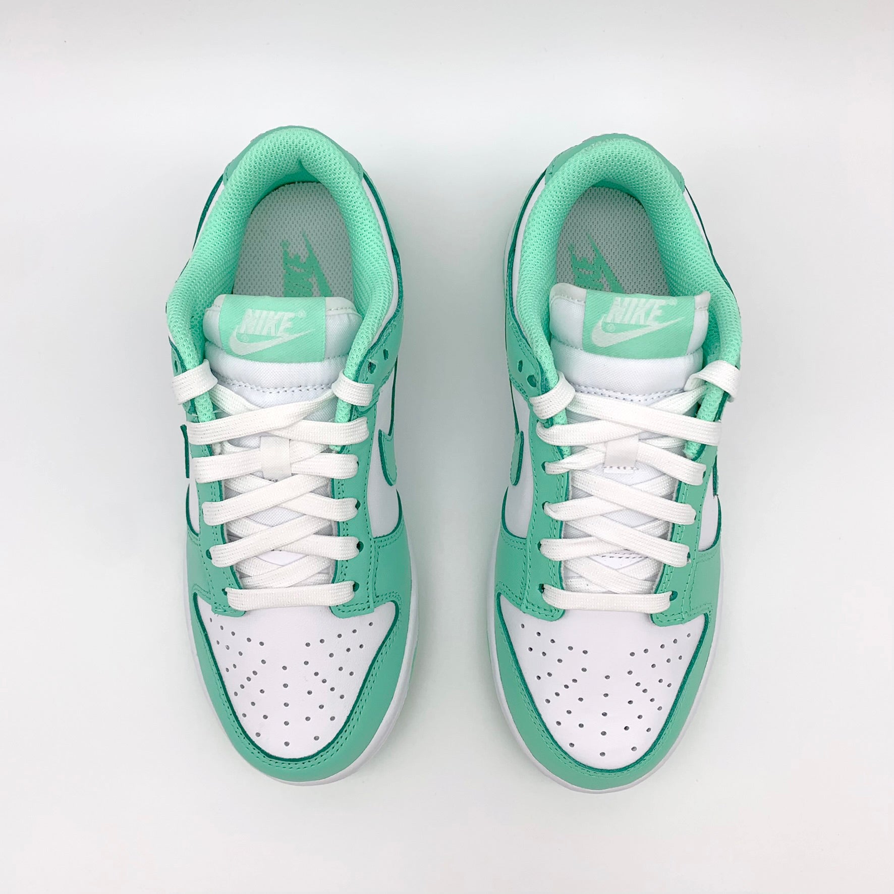 Nike Dunk Low Green Glow