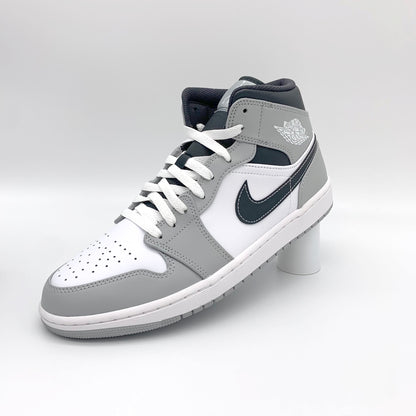 Jordan 1 Mid Light Smoke Grey Anthracite – Sohle | MW Sneakergoods
