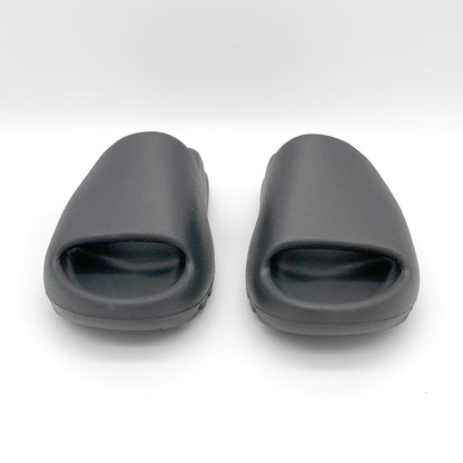 Adidas Yeezy Slide Onyx – Rückansicht | MW Sneakergoods