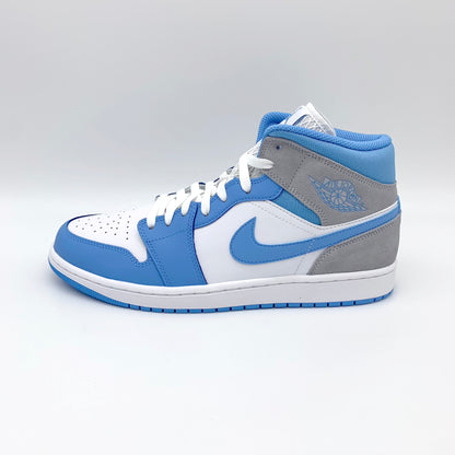 Jordan 1 Mid University Blue Grey – Frontalansicht | MW Sneakergoods