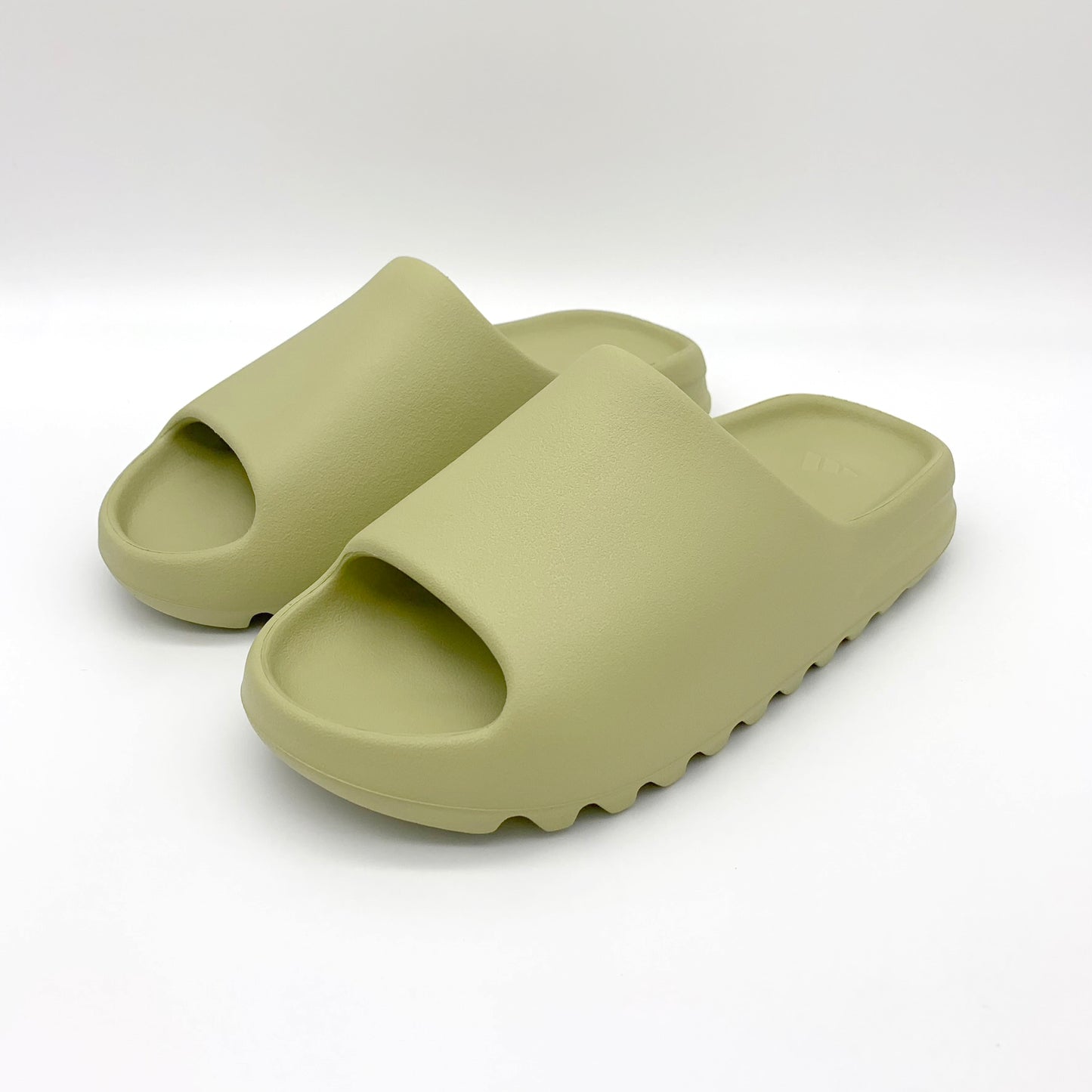 adidas Yeezy Slide Resin – Ansicht 1 | MW Sneakergoods