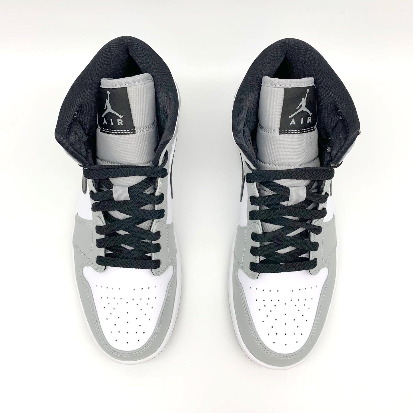 Jordan 1 Mid Light Smoke Grey – Detailansicht | MW Sneakergoods